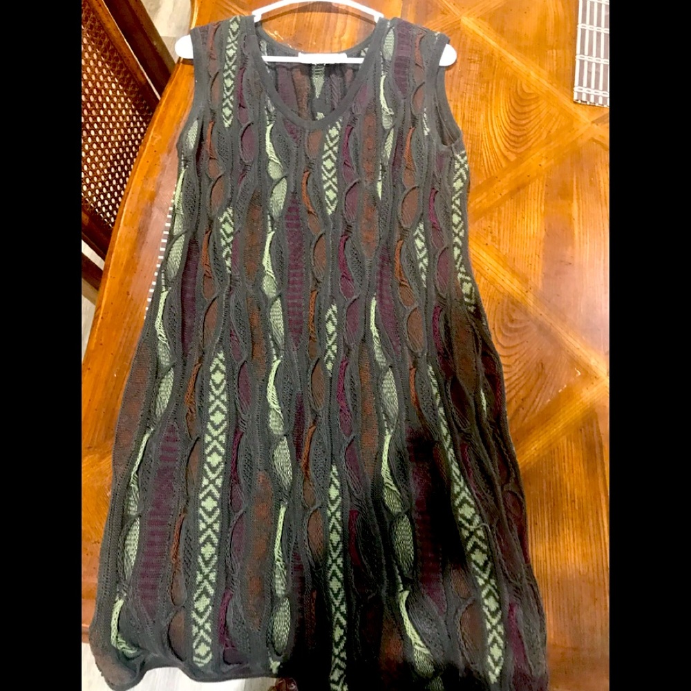 Women’s dress